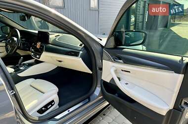 Седан BMW 5 Series 2020 в 