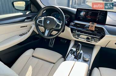 Седан BMW 5 Series 2020 в 