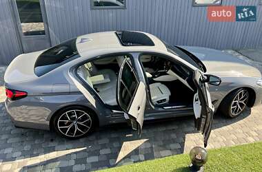 Седан BMW 5 Series 2020 в 