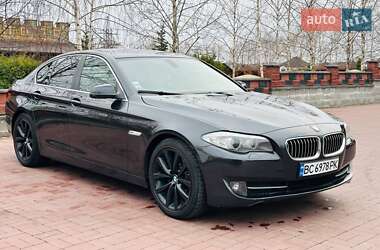 Седан BMW 5 Series 2010 в 