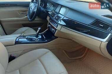 Седан BMW 5 Series 2010 в 