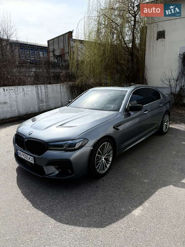 Седан BMW 5 Series 2017 в Виннице