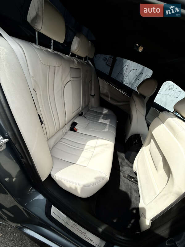 Седан BMW 5 Series 2017 в Виннице