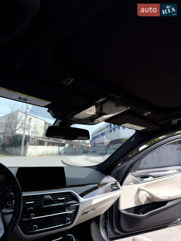 Седан BMW 5 Series 2017 в Виннице