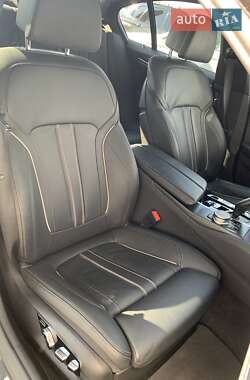 Седан BMW 5 Series 2020 в 
