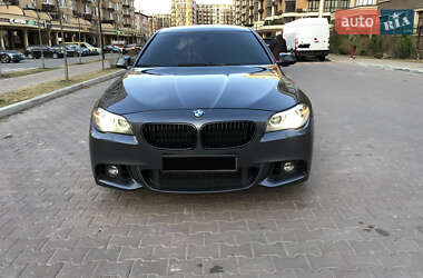 Седан BMW 5 Series 2015 в 