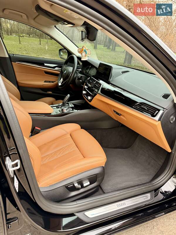 Седан BMW 5 Series 2020 в Кривому Розі