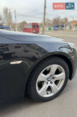 Седан BMW 5 Series 2009 в 