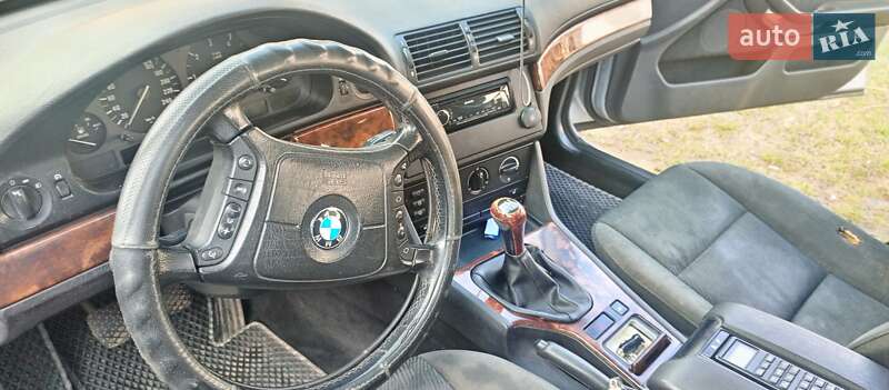 Універсал BMW 5 Series 2000 в Радивиліві фото 13 Універсал BMW 5 Series 2000 в Радивиліві
