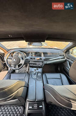Седан BMW 5 Series 2012 в 