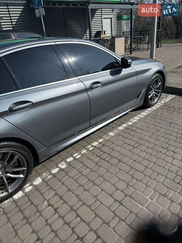 Седан BMW 5 Series 2017 в Києві фото 7 Седан BMW 5 Series 2017 в Києві