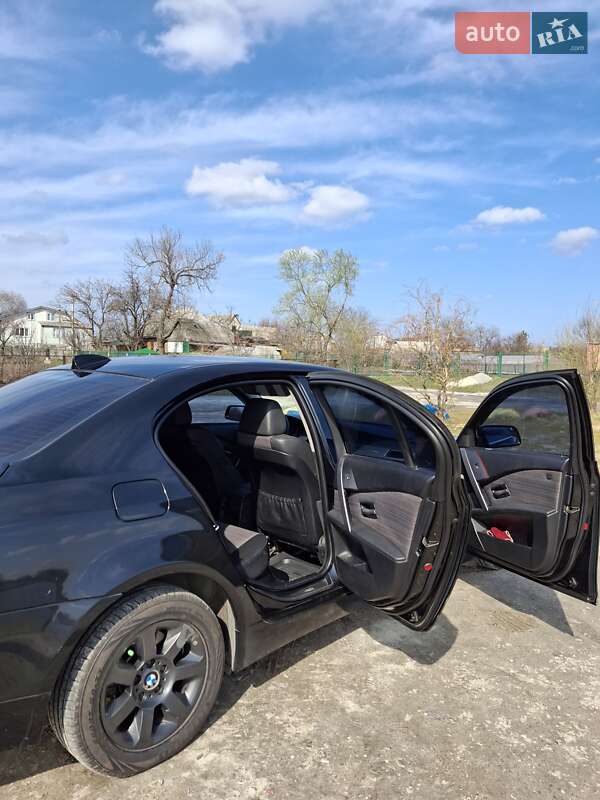 Седан BMW 5 Series 2005 в Дніпрі