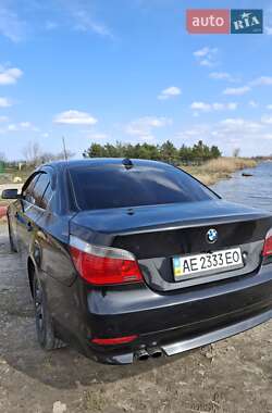 Седан BMW 5 Series 2005 в 