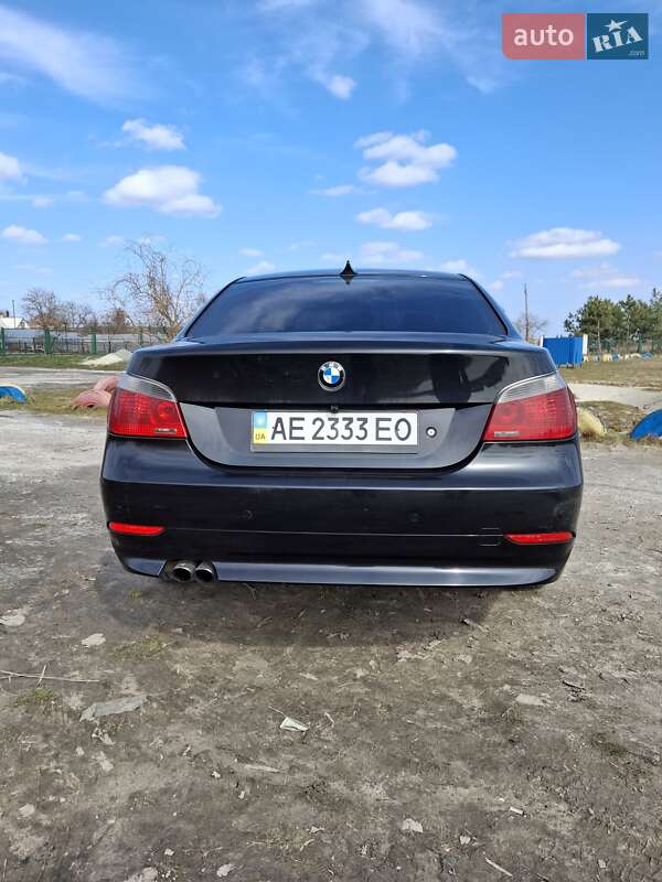 Седан BMW 5 Series 2005 в Дніпрі