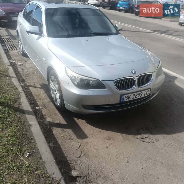 Седан BMW 5 Series 2009 в Киеве
