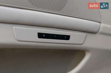 Седан BMW 5 Series 2012 в 