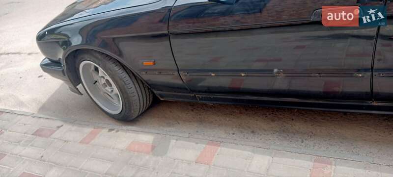Седан BMW 5 Series 1995 в Шевченковому
