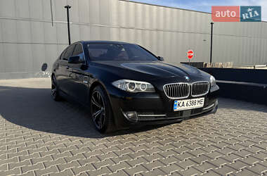 Седан BMW 5 Series 2012 в 
