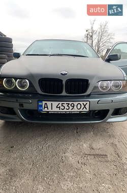 Седан BMW 5 Series 2001 в 