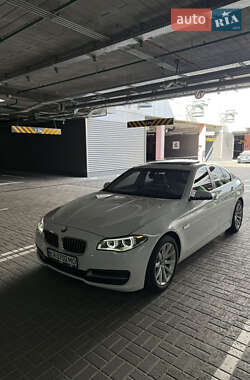 Седан BMW 5 Series 2014 в 