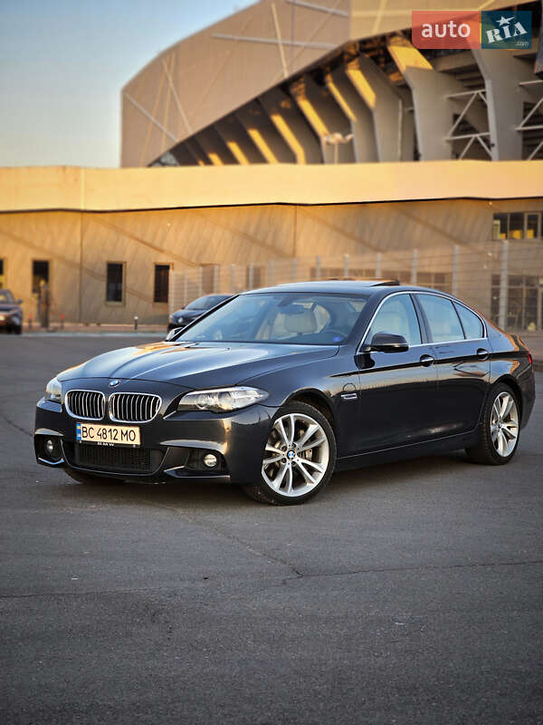 Седан BMW 5 Series 2013 в Львові