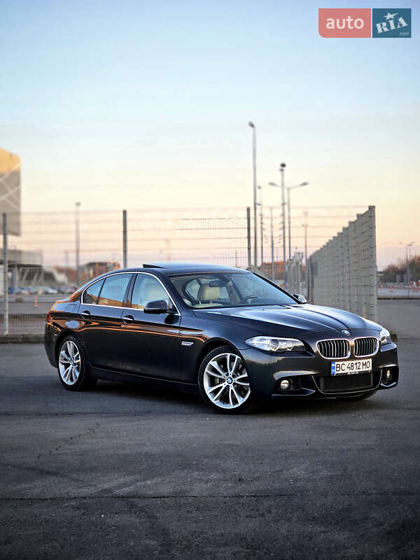 Седан BMW 5 Series 2013 в Львові