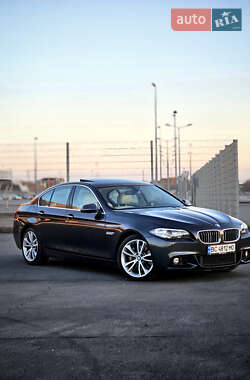 Седан BMW 5 Series 2013 в 