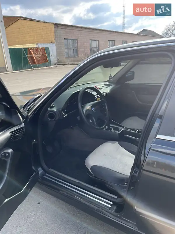Седан BMW 5 Series 1990 в 