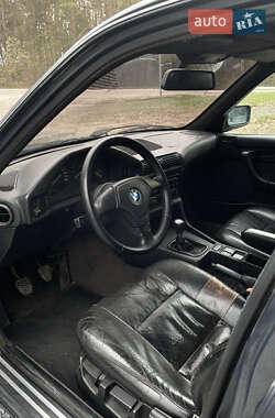 Седан BMW 5 Series 1988 в 