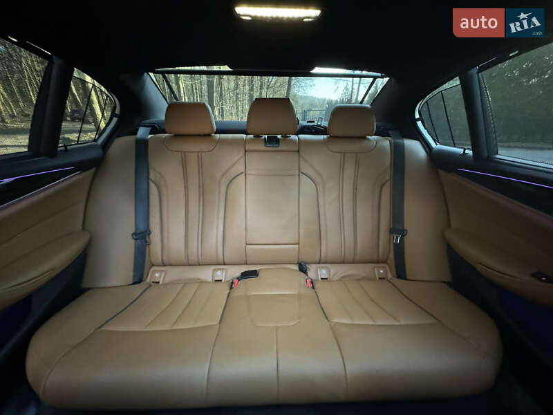Седан BMW 5 Series 2017 в Львове