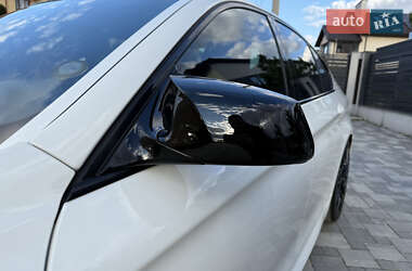 Седан BMW 5 Series 2011 в 