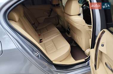 Седан BMW 5 Series 2004 в 