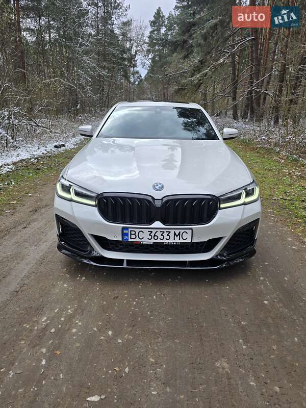 BMW 5 Series 2021