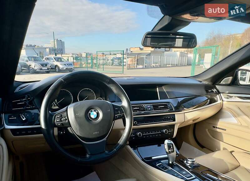 Седан BMW 5 Series 2013 в Львове