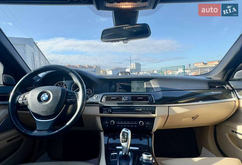 Седан BMW 5 Series 2013 в Львове