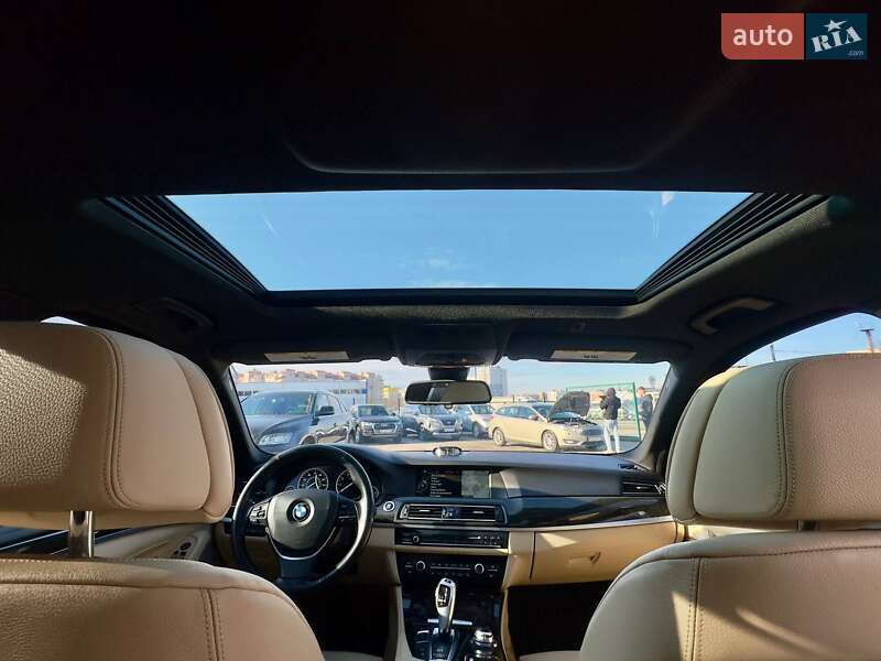Седан BMW 5 Series 2013 в Львове