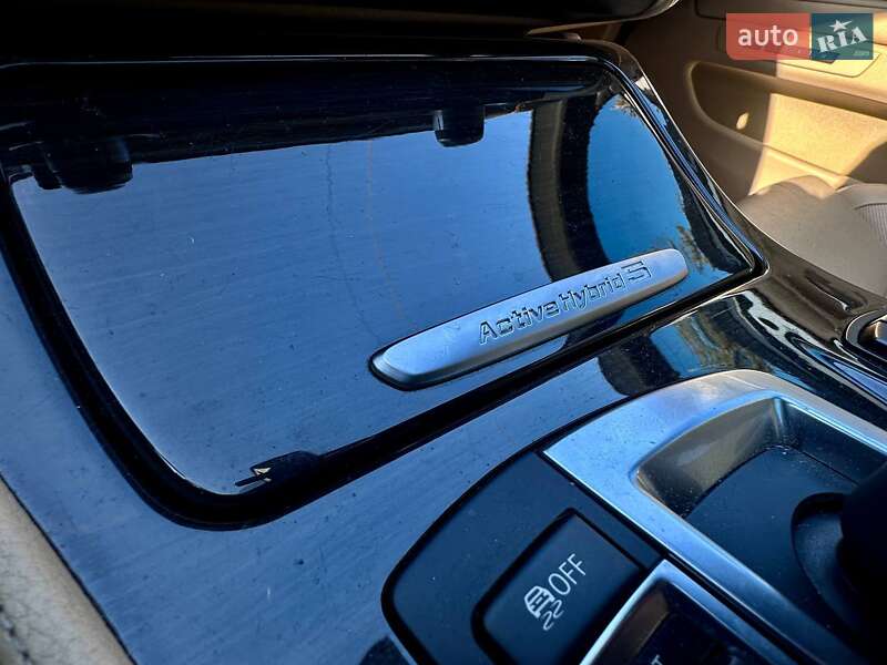 Седан BMW 5 Series 2013 в Львове