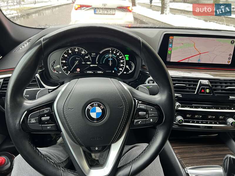 Седан BMW 5 Series 2018 в Львове