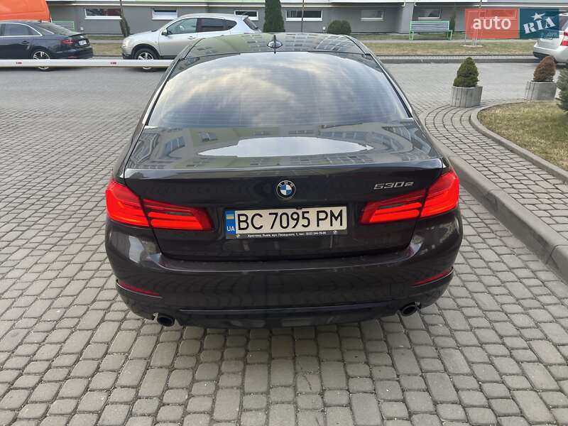 Седан BMW 5 Series 2018 в Львове