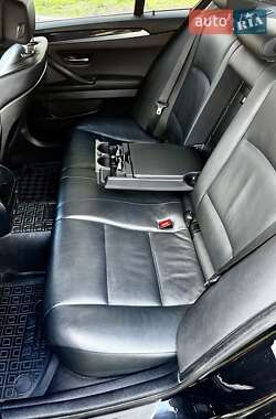 Седан BMW 5 Series 2012 в 