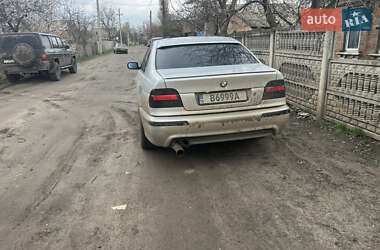 Седан BMW 5 Series 1999 в 