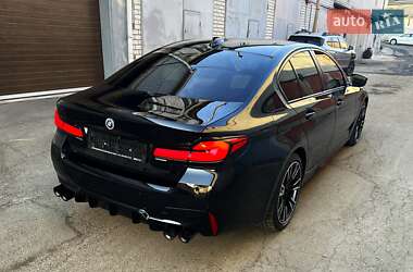 Седан BMW 5 Series 2021 в 