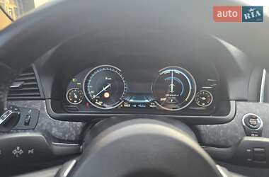 Седан BMW 5 Series 2013 в 