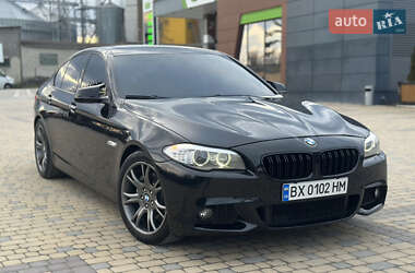 Седан BMW 5 Series 2012 в 