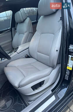 Седан BMW 5 Series 2012 в 