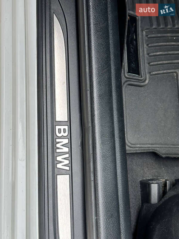 Седан BMW 5 Series 2016 в Києві