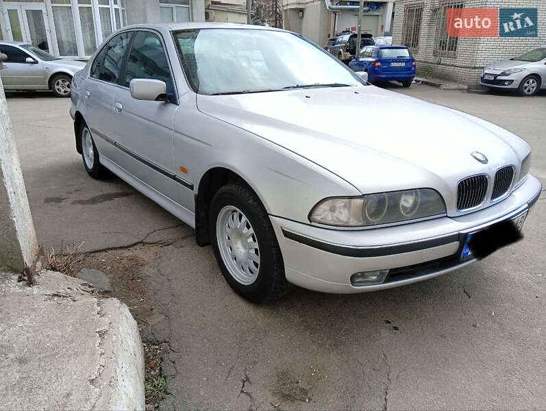 Седан BMW 5 Series 1999 в Хмельницькому