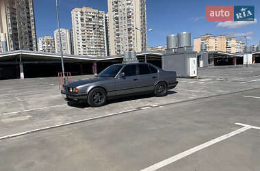 Седан BMW 5 Series 1991 в 