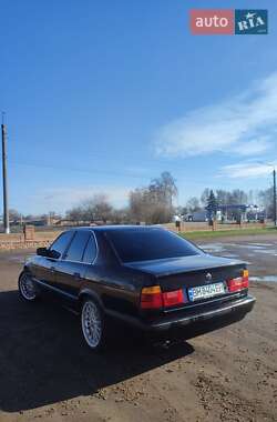 Седан BMW 5 Series 1990 в 