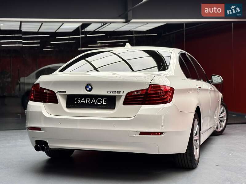 Седан BMW 5 Series 2016 в Києві